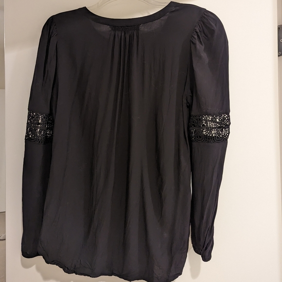 LOFT Blouse, Size M - Picture 5 of 6